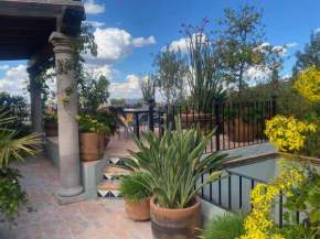 Lovely home with terrace views - Casa Cielo Grande